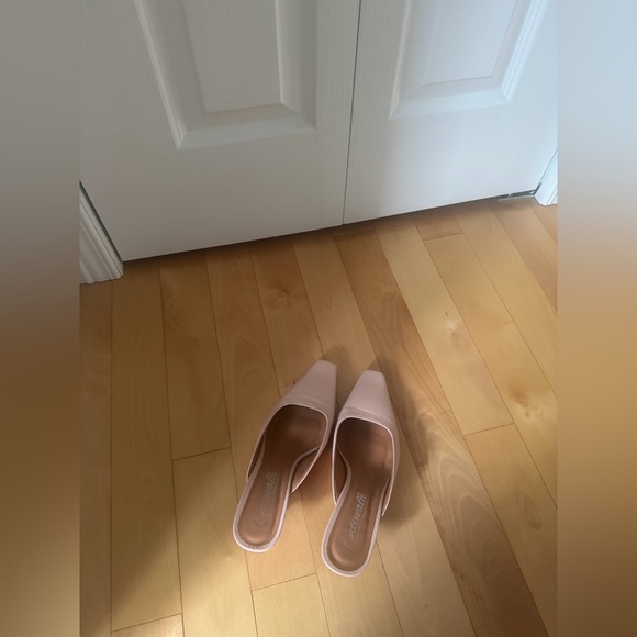 L'INTERVALLE Cream Mules - Picture 3 of 3